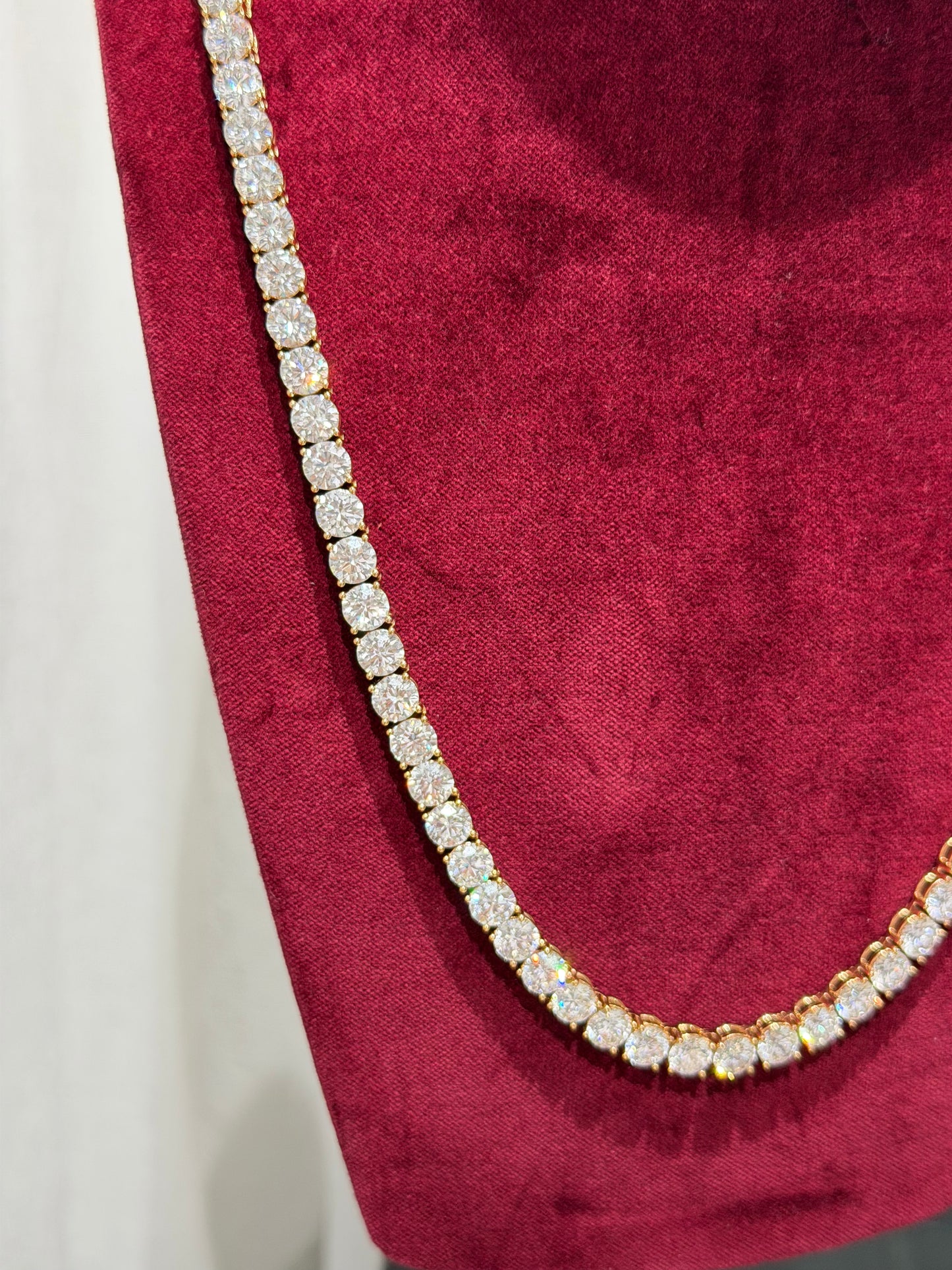 120CT Diamond Tennis Necklace – 1CT Round Pointers | 18K Yellow Gold | 70 CM