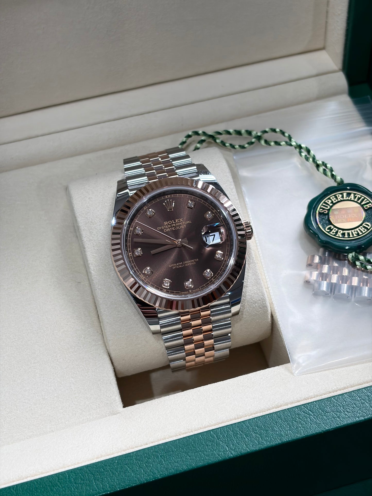 Rolex Datejust 41 – 2025 Everose Rolesor Chocolate Diamond Dial (Ref. 126331) – Full Set
