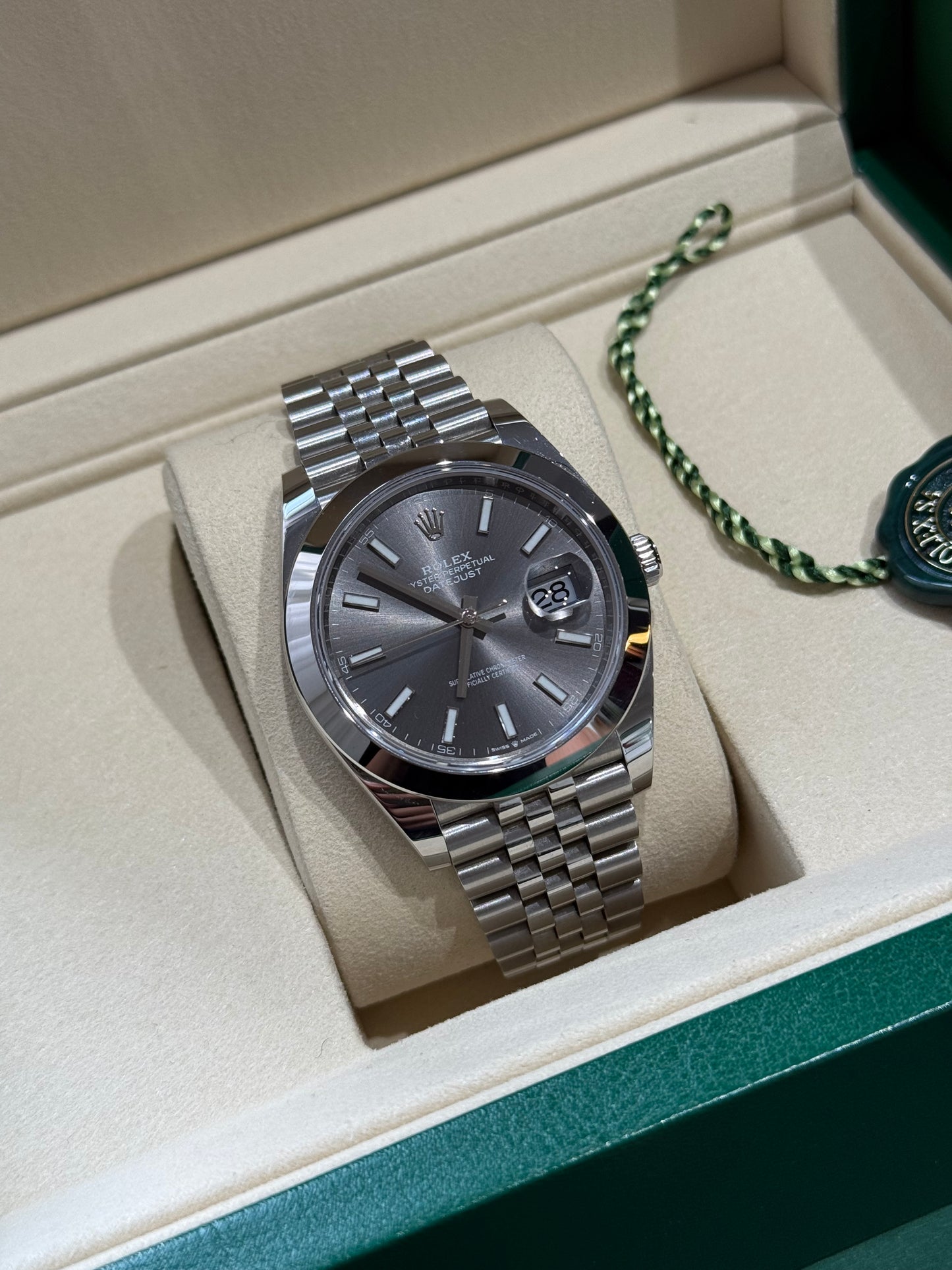 Rolex Datejust 41 – 126300 (2023) Slate Dial – Full Set