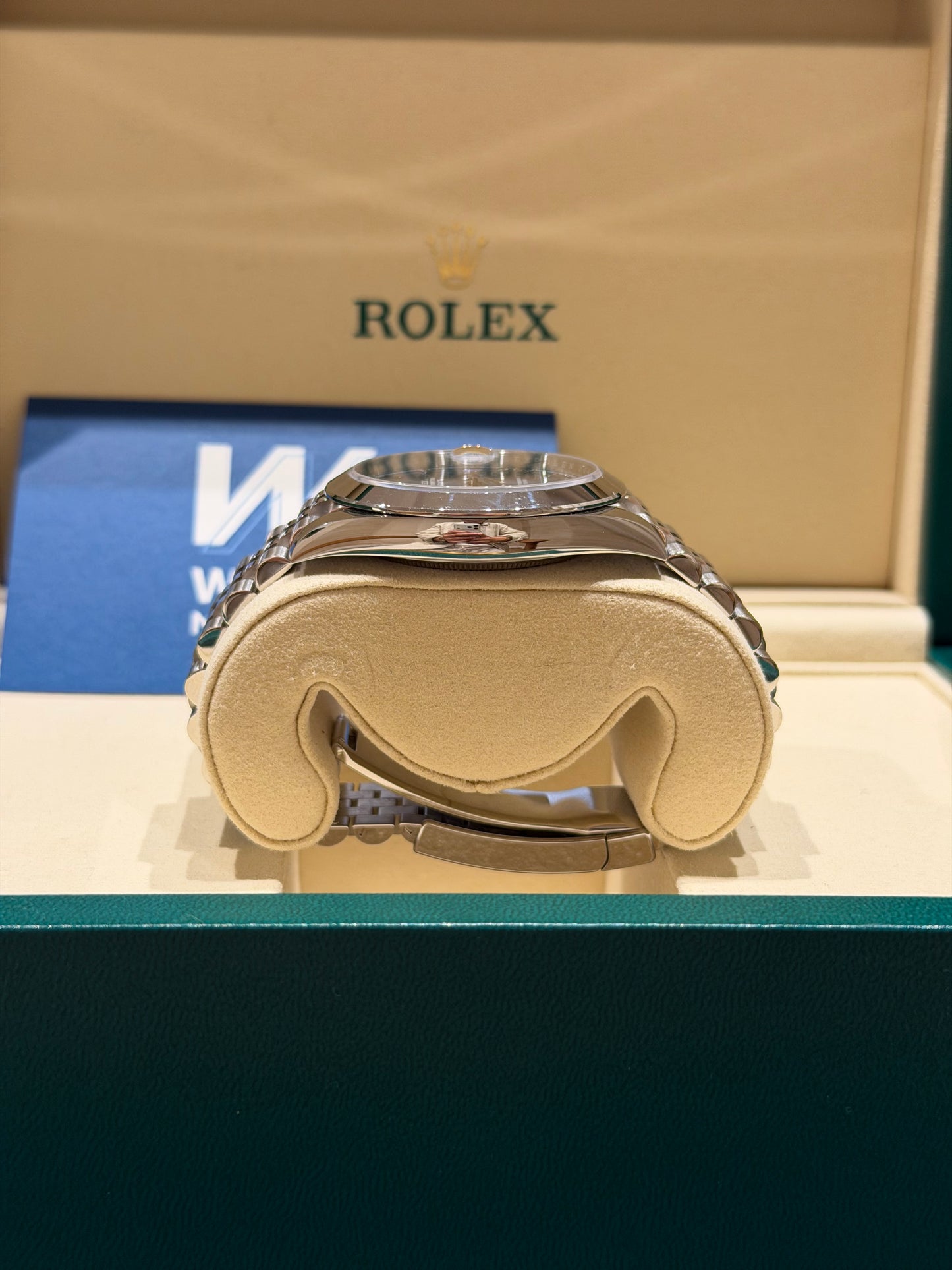 Rolex Datejust 41 – Ref. 126300 “Azzurro Blue” 2022 full set MINT