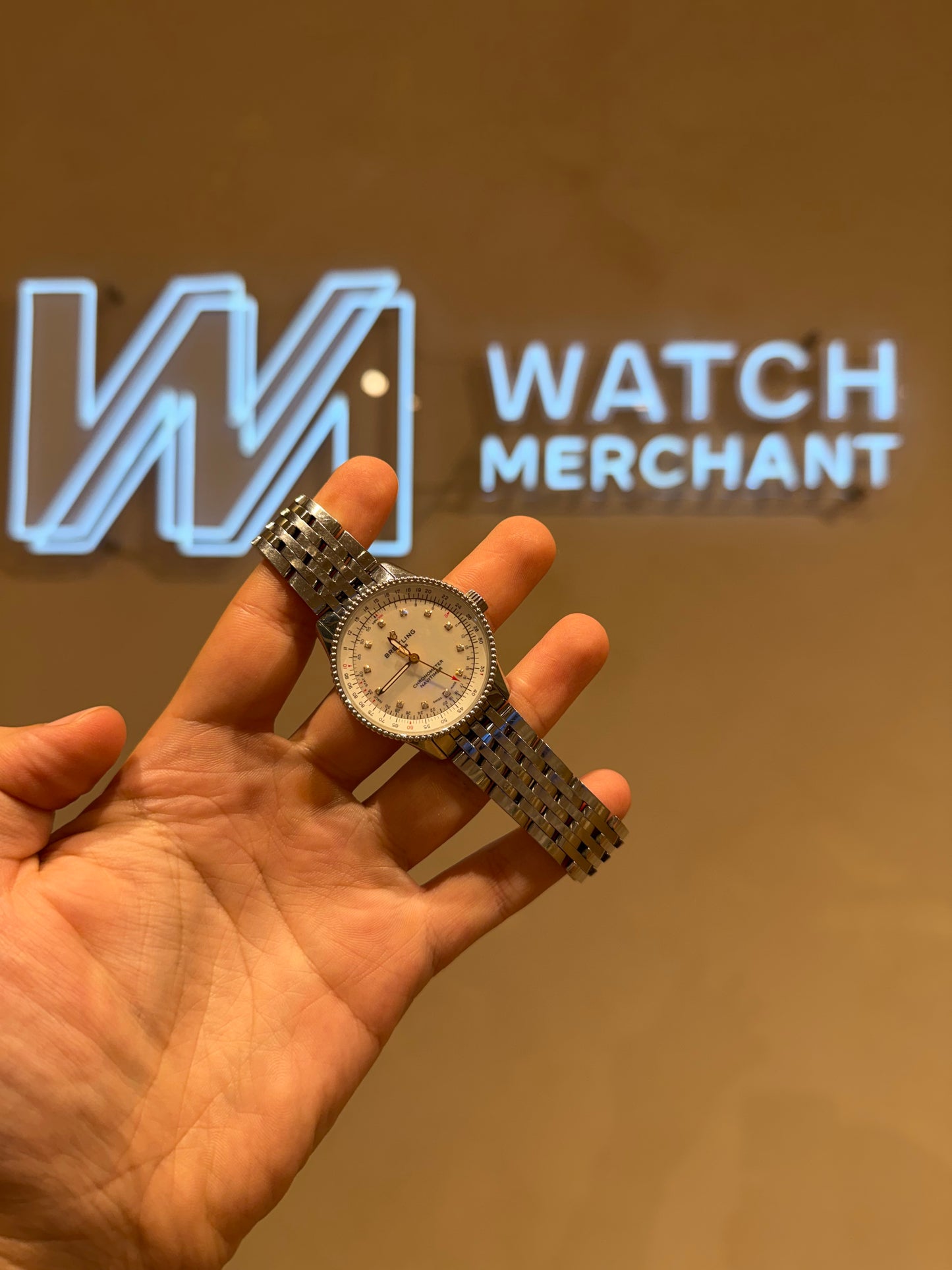 Breitling Navitimer Automatic 35 – Diamond Dial