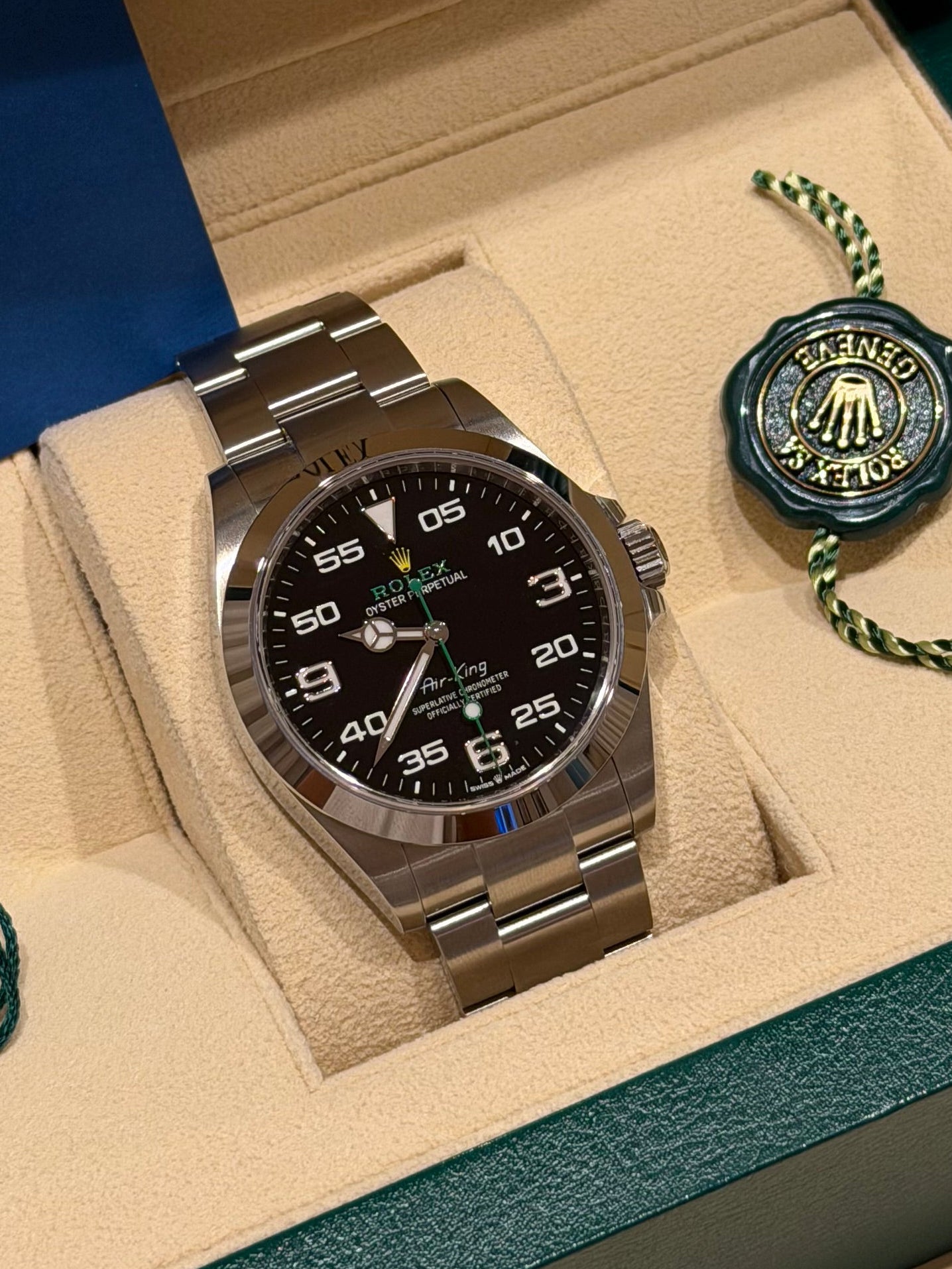 Rolex Air-King 126900 – 2023 Full Set Brand new