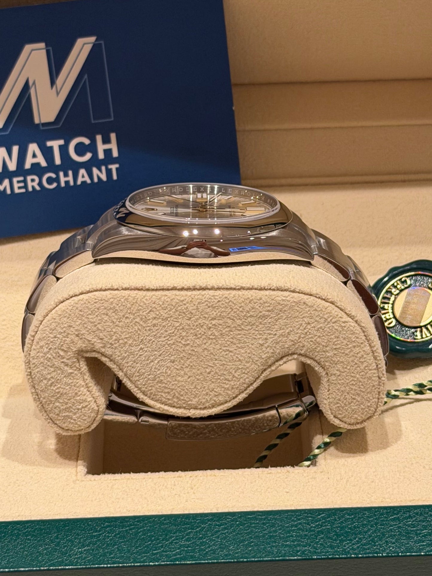 Rolex Oyster Perpetual 41 Ref. 124300 – 2024 Full Set