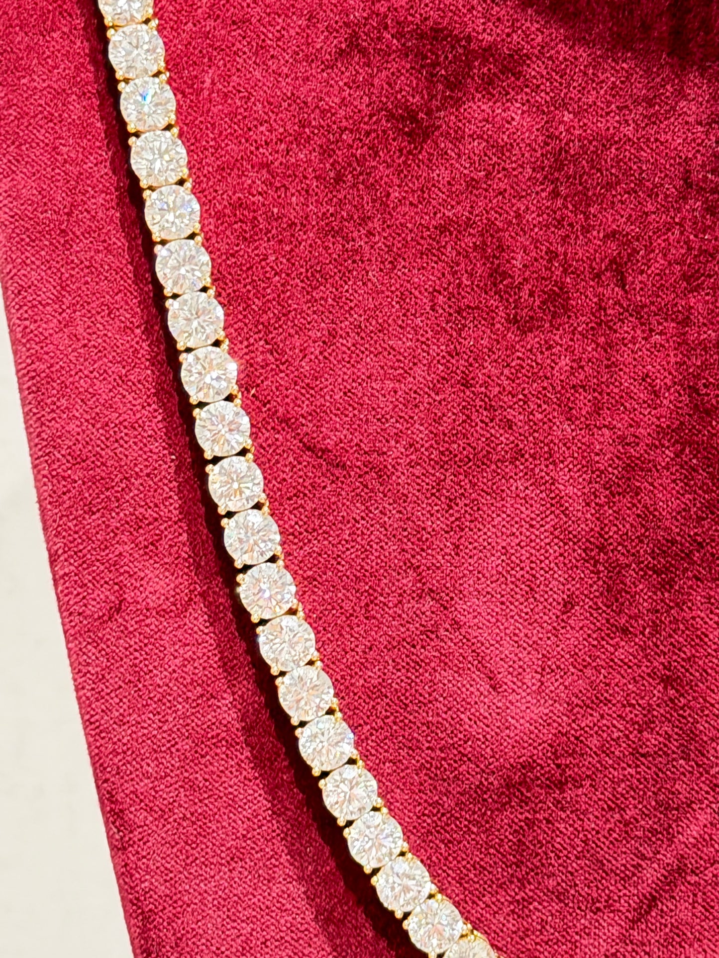 120CT Diamond Tennis Necklace – 1CT Round Pointers | 18K Yellow Gold | 70 CM